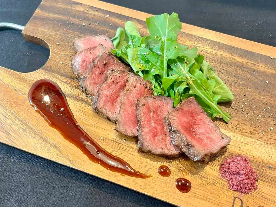 国産牛のタリアータ